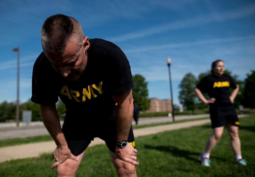 Military police headquarters conducts APFT