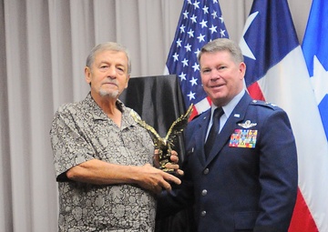 Texas Hall of Honor welcomes two new inductees