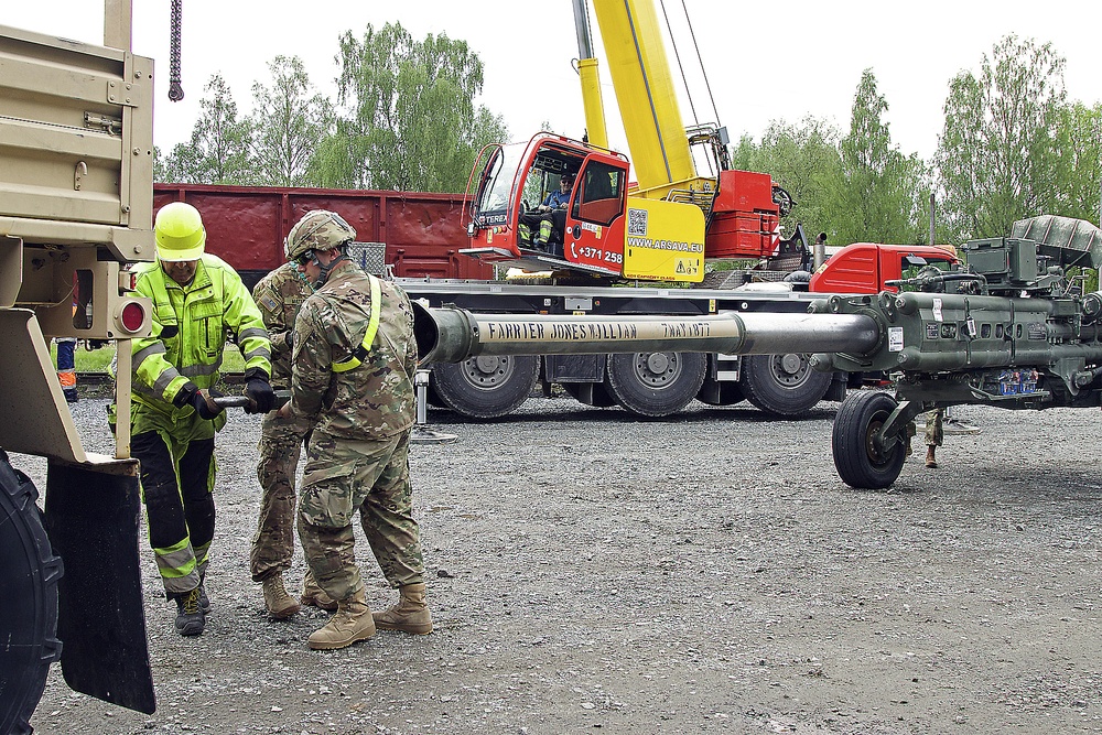 Cranes, trains, automobiles bring 2/2 CR to Latvia