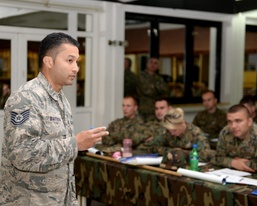 American NCOs share experience, insight with future enlisted leaders of AFBiH