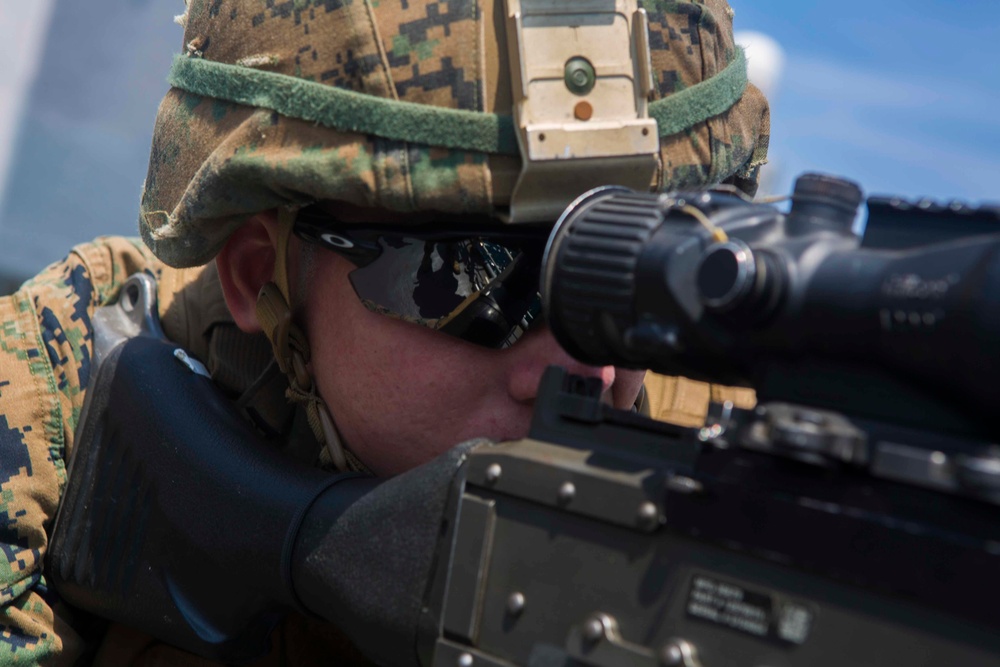 22D MEU Marines Protect the Ship during COMPTUEX