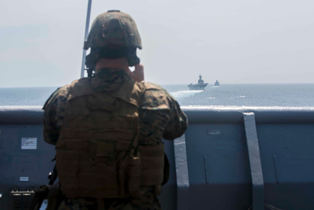 22D MEU Marines Protect the Ship during COMPTUEX