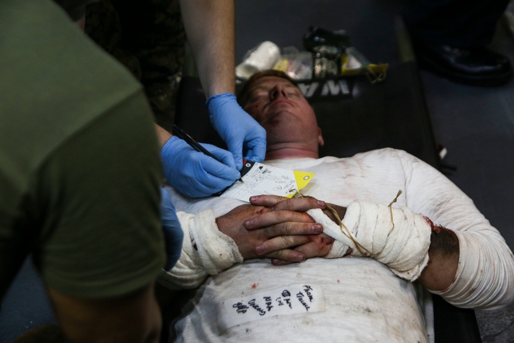 22nd MEU and Wasp Marines and Sailors conduct MASCAL exercise