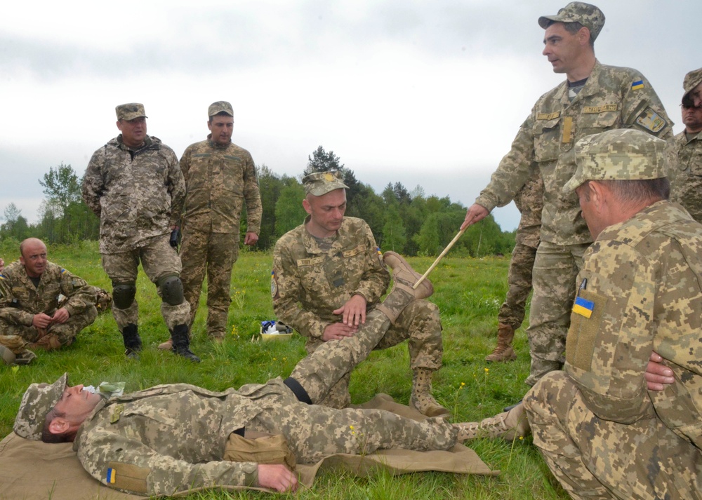 Combat first-aid course