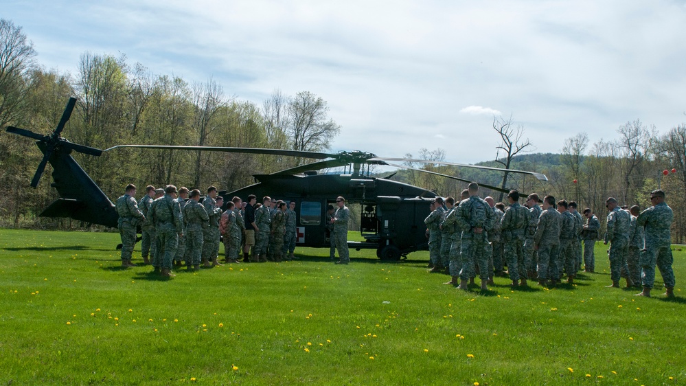 Soldiers are Briefed on HH-60M Black Hawk Operations