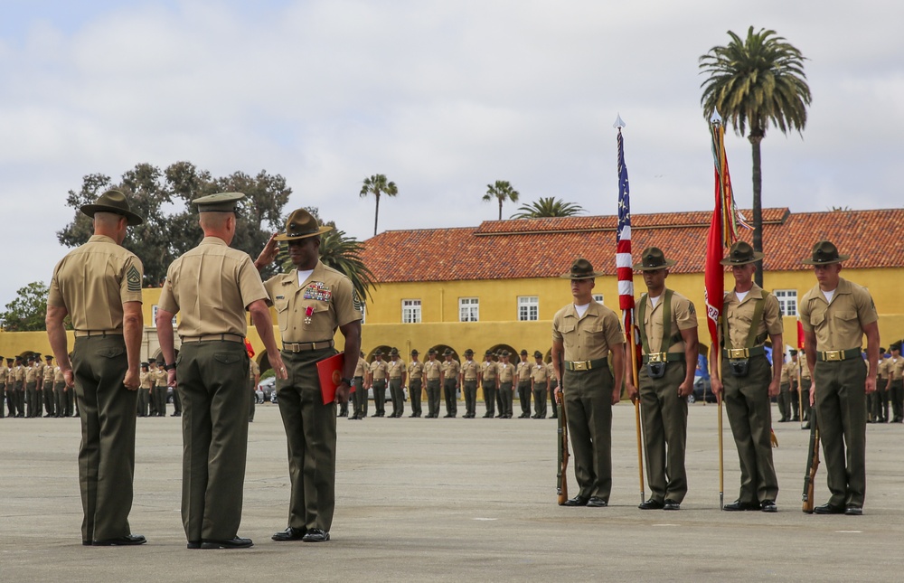 DVIDS Images MCRD San Diego Post And Relief Ceremony Image 1 Of 9   1000w Q95 