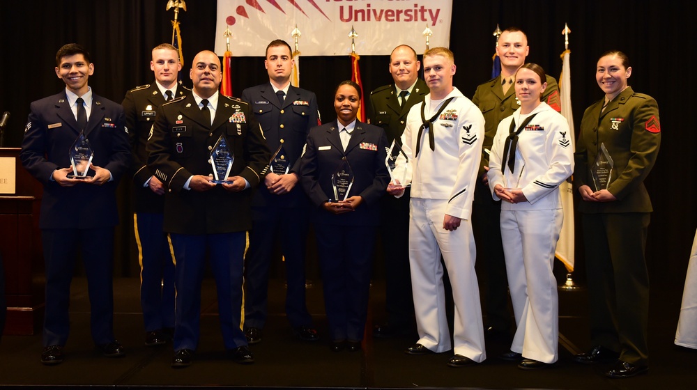 Aurora Chamber of Commerce recognizes outstanding Service members