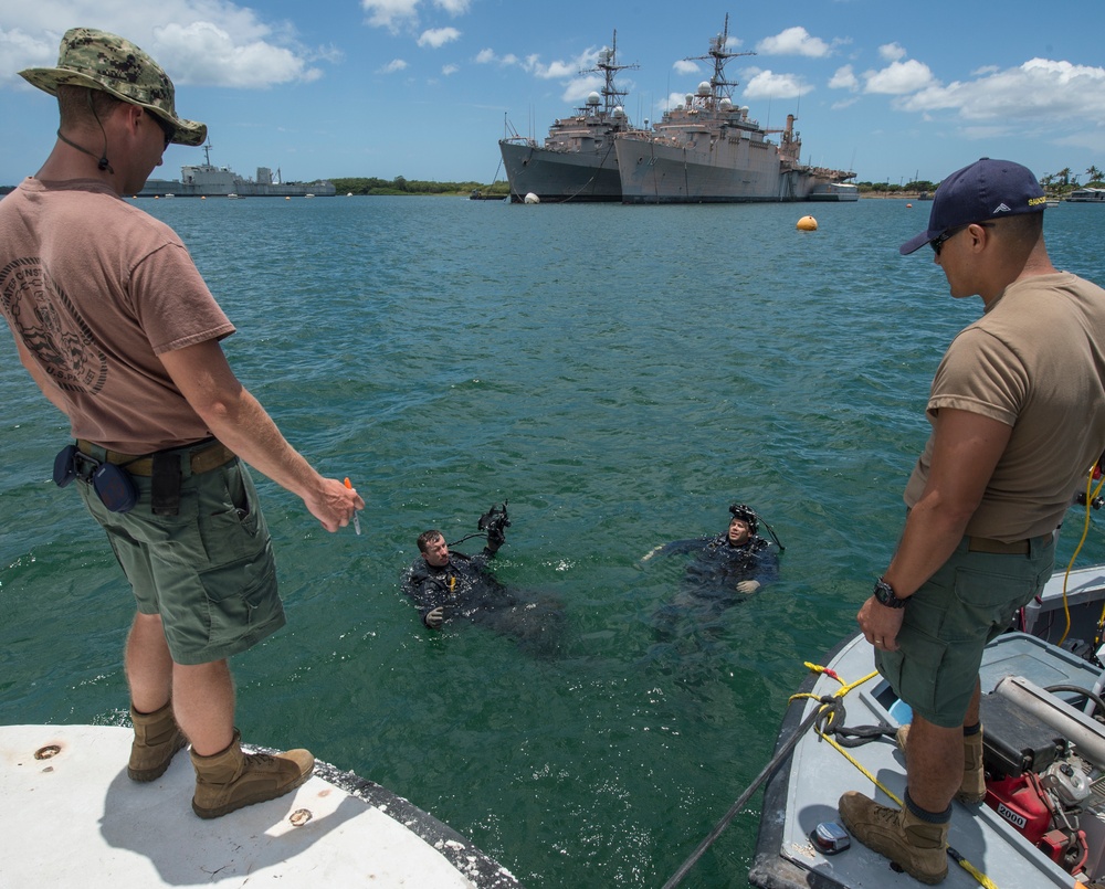 UCT 2 in Pearl Harbor