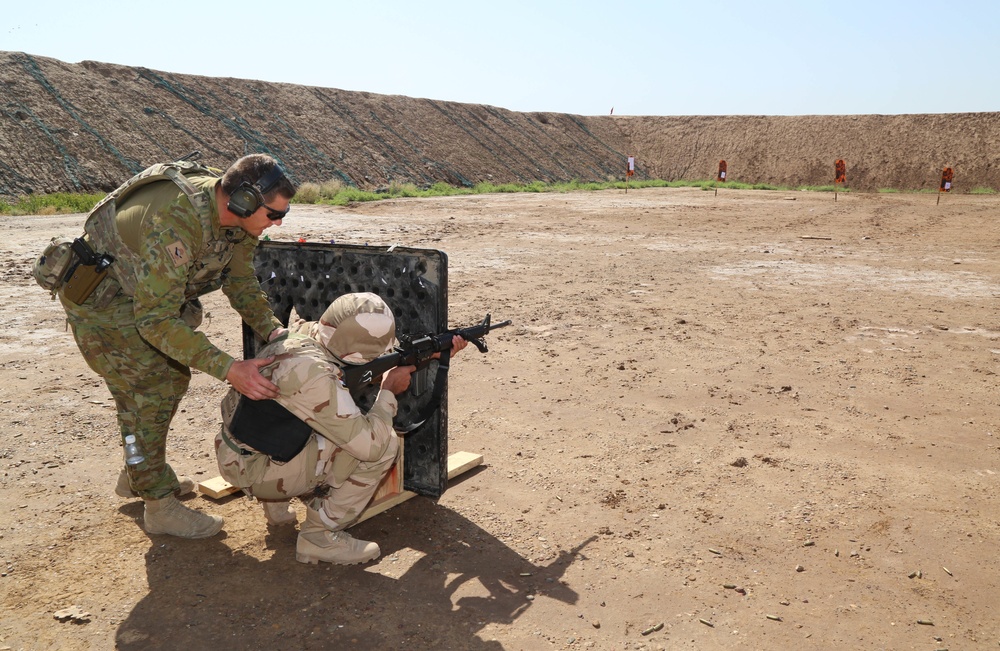 Task Group Taji trains Iraqi soldiers