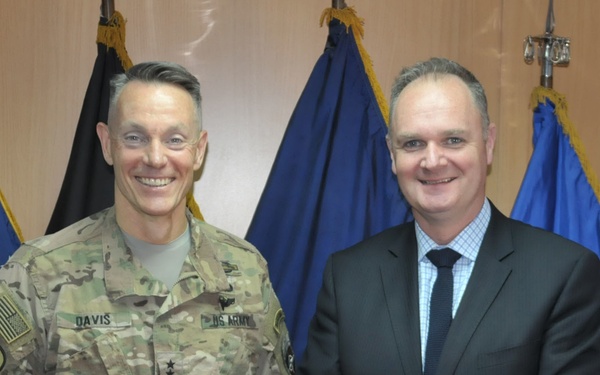 CSTC-A CG meets with Austrailian Ambassador to Afghanistan