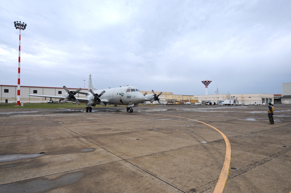 U.S. Navy P-3 Orion Assists in Search for Egypt Air Flight MS804