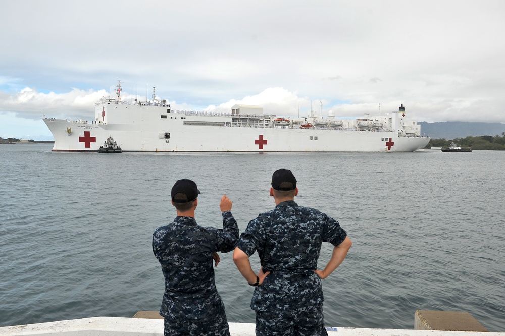 Hawaii Sailors join the Effort to Build Resilient Partners in Pacific Partnership 2016