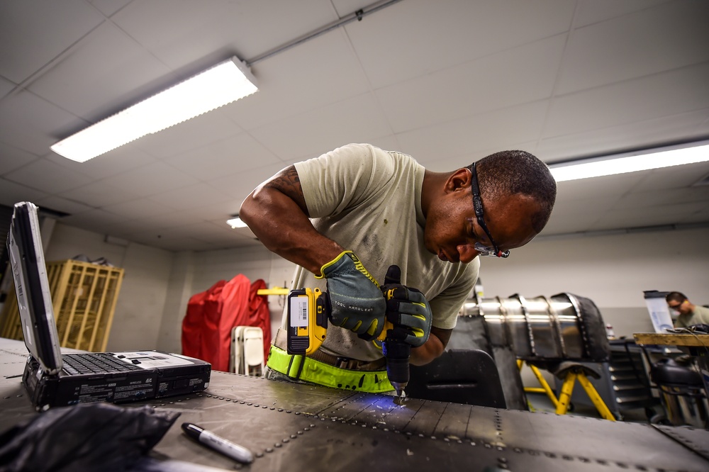 Fabrication Flight: Putting the pieces back together since 1944