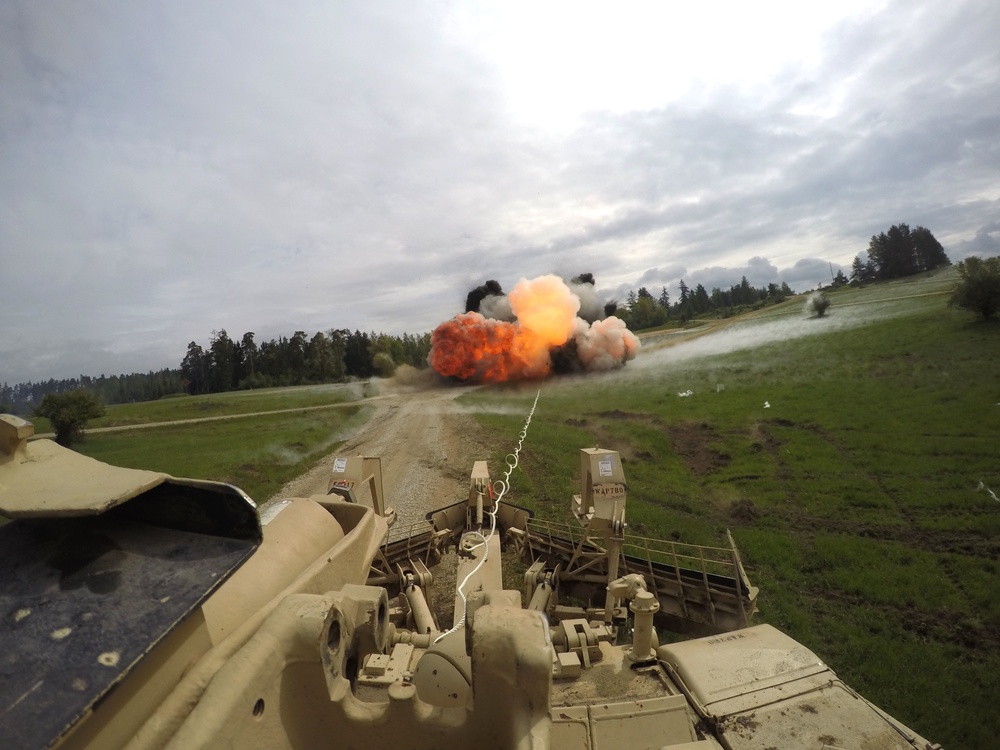 Engineers shoot Gunnery Table XII to prepare for Exercise Anakonda 16