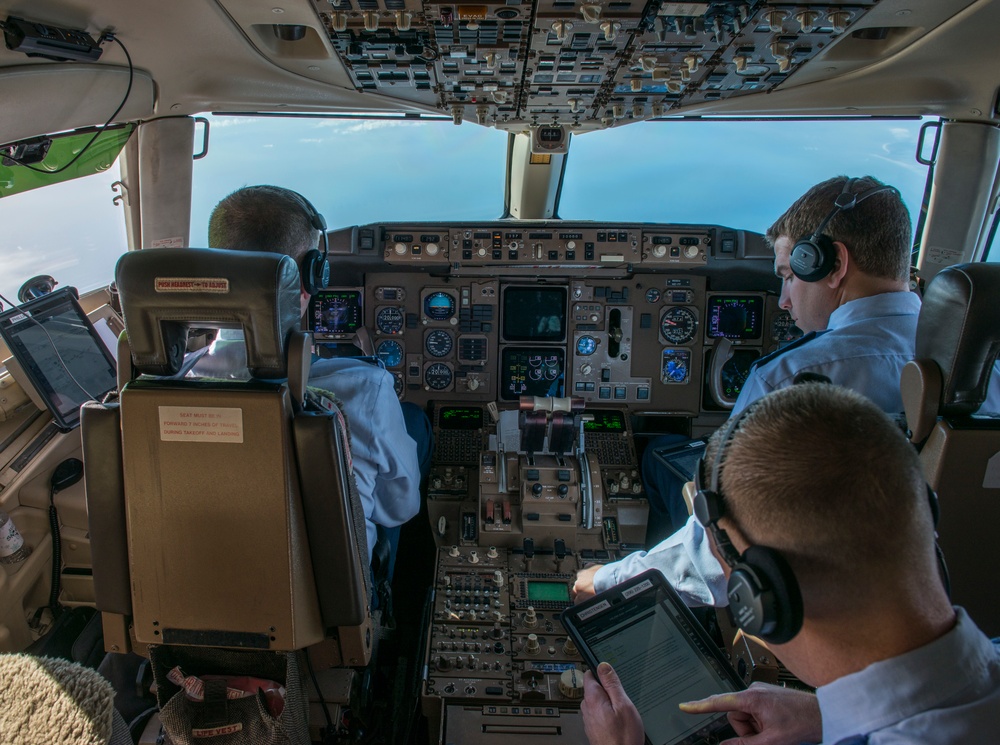 89th AW Spouses Fly SAM Fox Orientation Flight Aboard Boeing and Gulfstreams