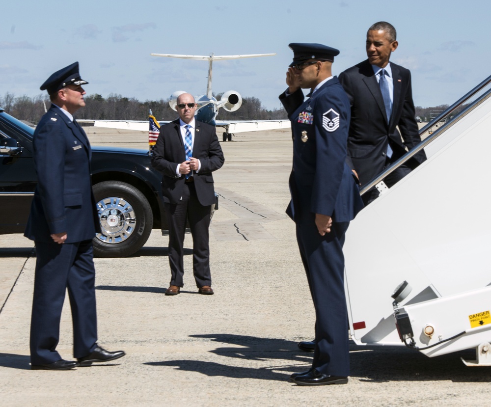 POTUS departs on Air Force One