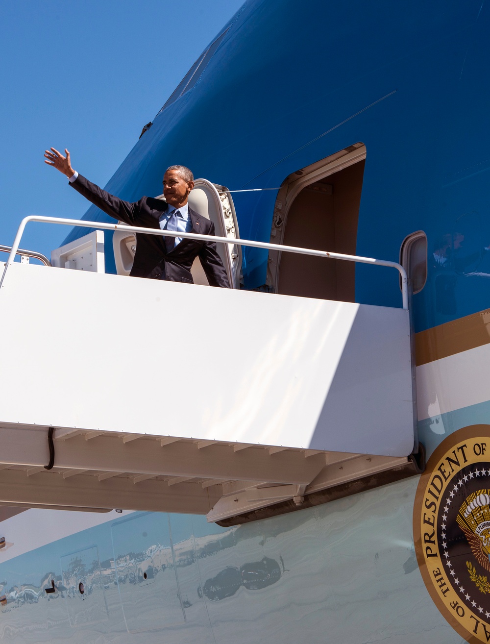 POTUS departs on Air Force One