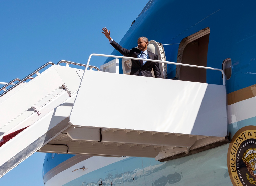 POTUS departs on Air Force One