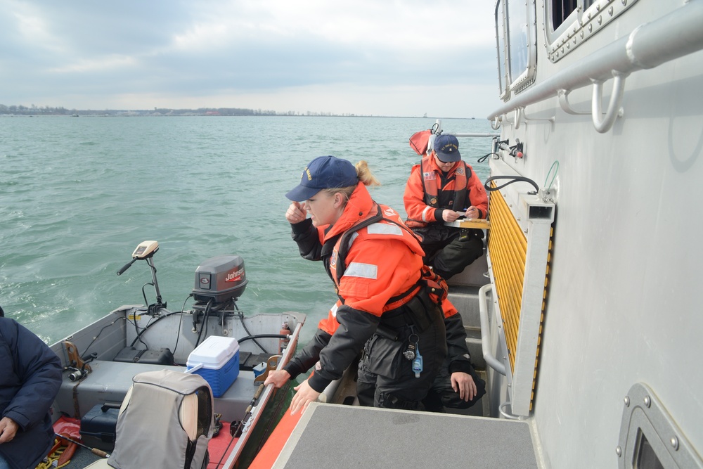 Coast Guard conducts recreational vessel boardings