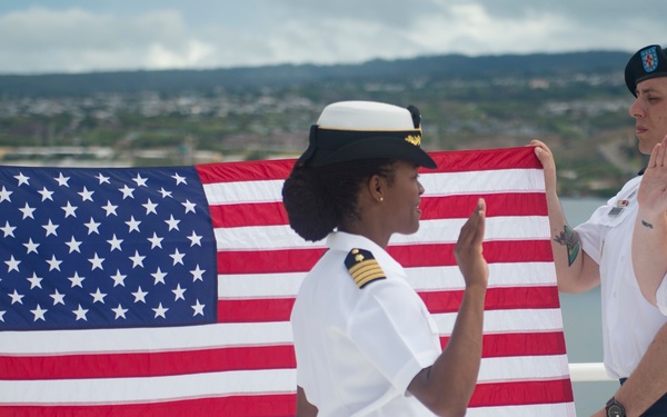 USNS Mercy (T-AH 19)