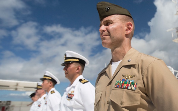 USNS Mercy (T-AH 19)