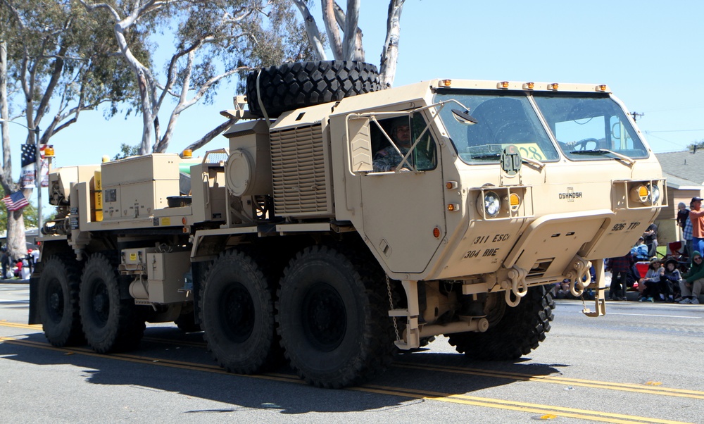 311th ESC wrecker at the 57th Annual Torrance Armed Forces Day Parade