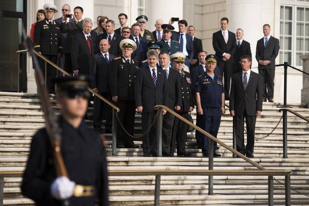 Representatives from the U.S. – Russian Joint Commission POW/MIAs lays a wreath at the Tomb of the Unknown Soldier in Arlington National Cemetery