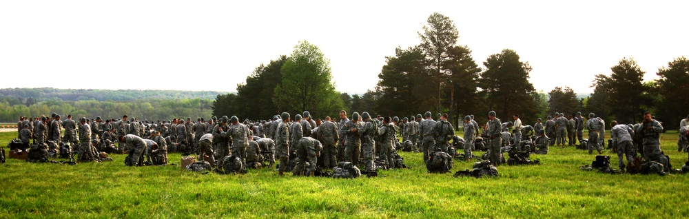 New York Soldiers hone air assault skills at Fort Drum