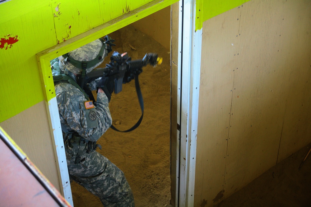 New York Soldiers hone air assault skills at Fort Drum