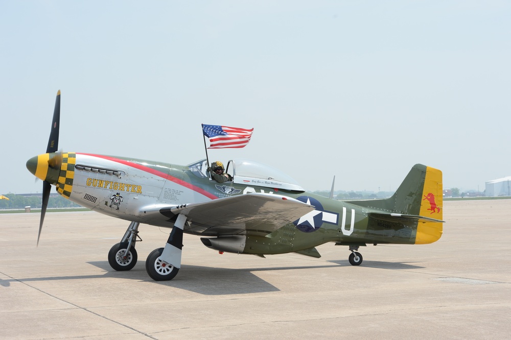 Historical Aircraft at Airshow