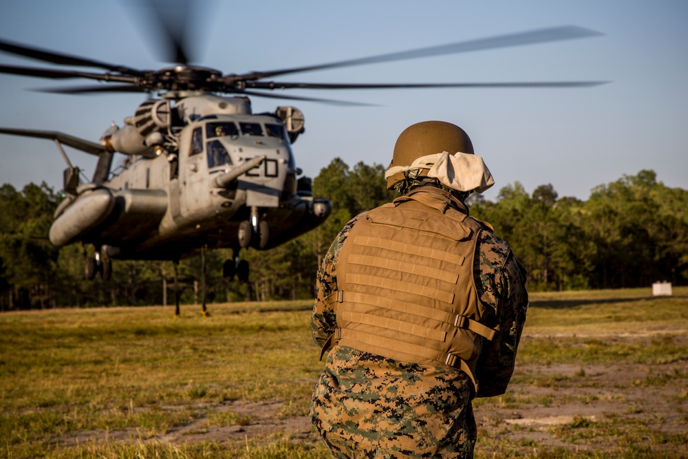 LOS Marines Conduct HST training