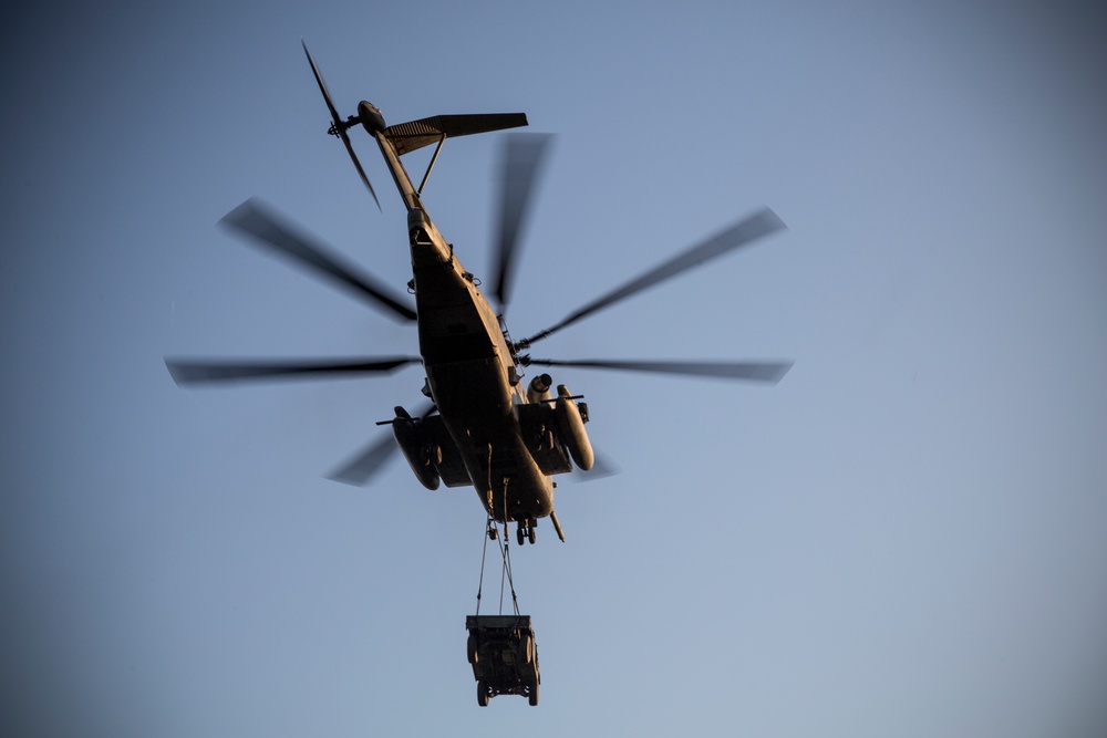 LOS Marines Conduct HST training