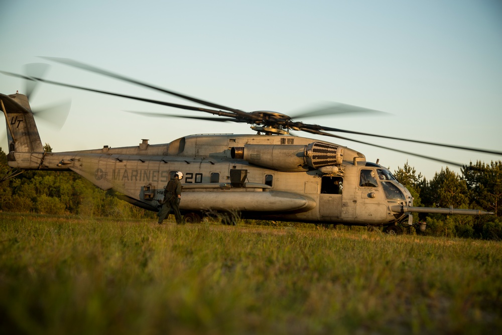 LOS Marines Conduct HST training