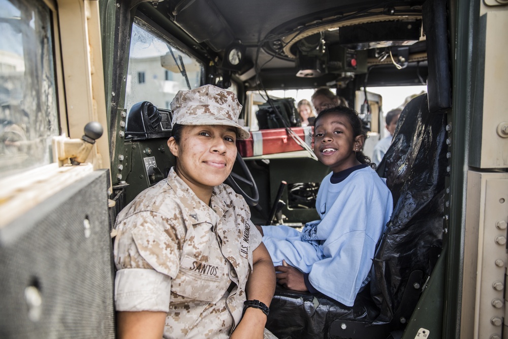 Marines work with community to inspire young minds