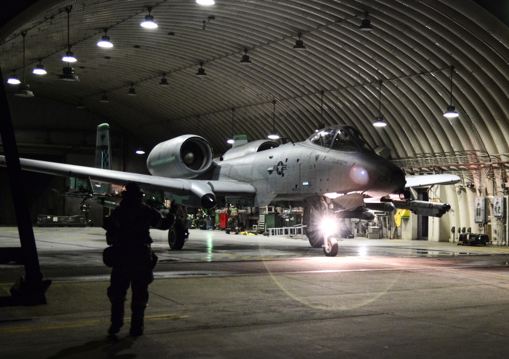51st Aircraft Maintenance Squadron sends, receives A-10s