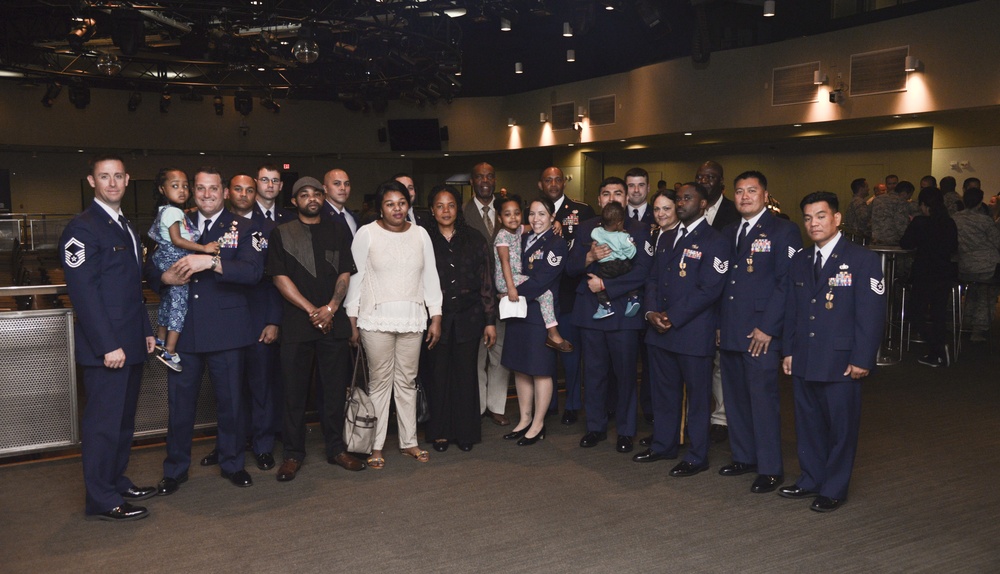 Airmen, Soldiers receive recognition for heroic acts during building fire