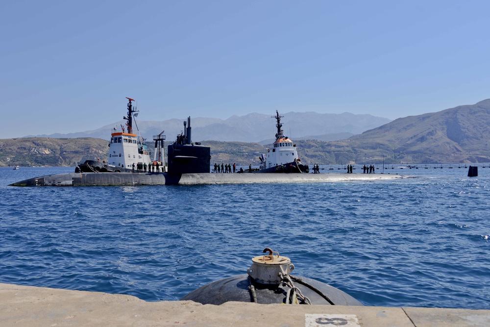 USS Newport News (SSN-750), arrives at Naval Support Activity Souda Bay, Greece