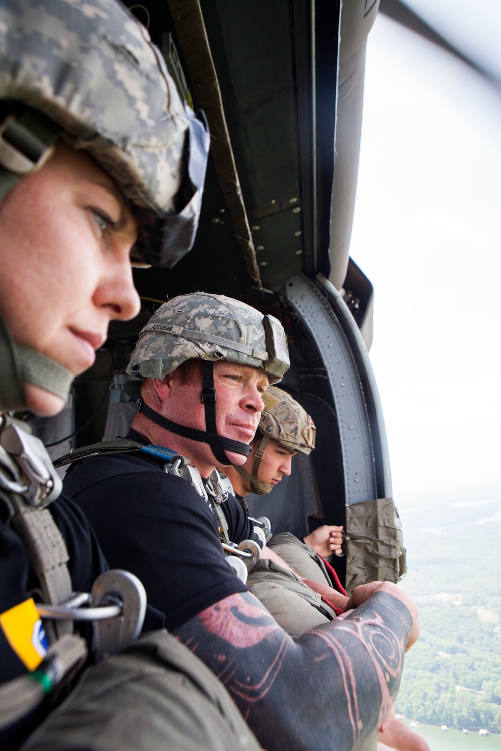 U.S. Army Rangers parachute Into Lake Lanier