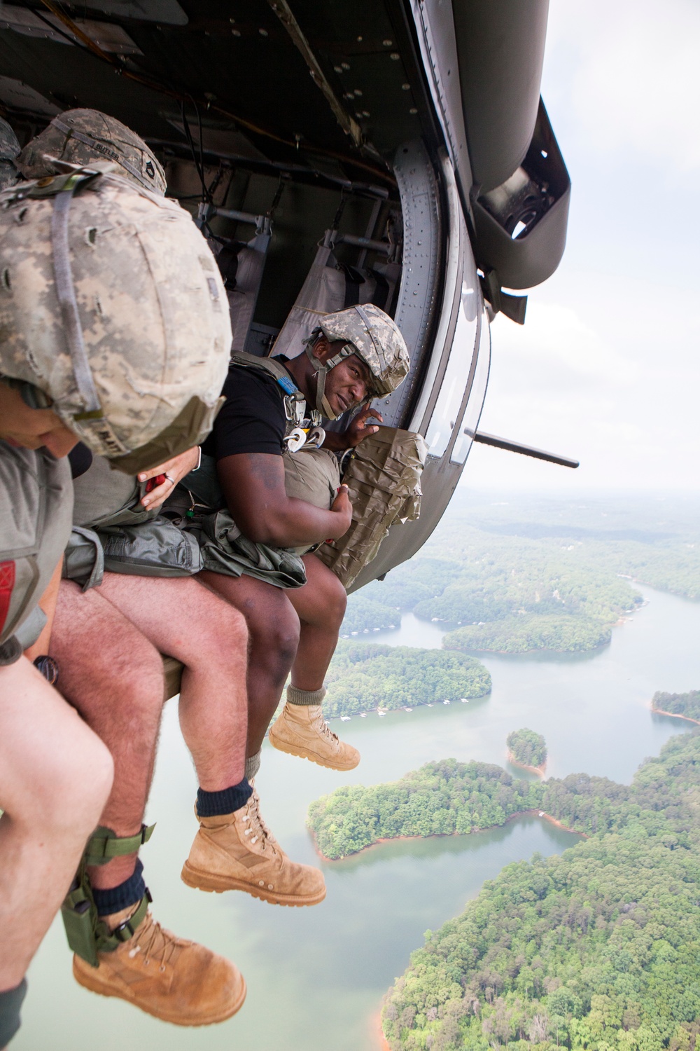 U.S. Army Rangers parachute Into Lake Lanier