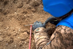 U.S. Army, Canadian Army teach minefield extraction techniques to Mongolian Armed Forces members during Khaan Quest 2016