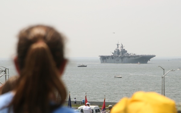 Fleet Week New York 2016: Parade of Ships