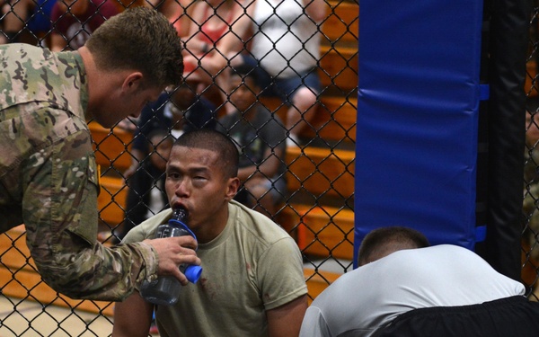 Paratroopers face-off during All American Week 2016 Combatives Tournament finals