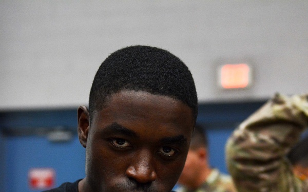 Paratroopers face-off during All American Week 2016 Combatives Tournament finals
