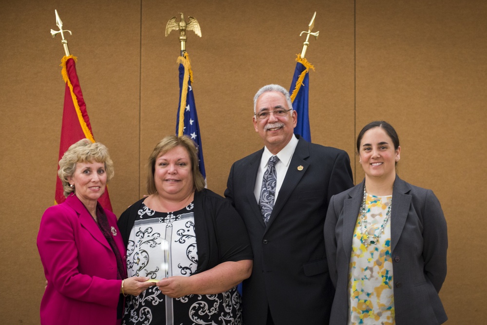 Navy Civilians Recognized at the Department of the Navy Civilian Human Resources Community Awards for Excellence