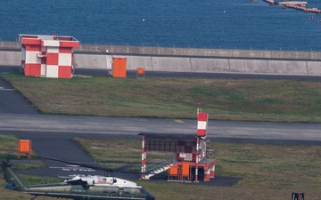 Obama visits MCAS Iwakuni