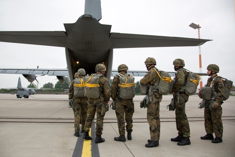 US/Deutschland Friendship Jump