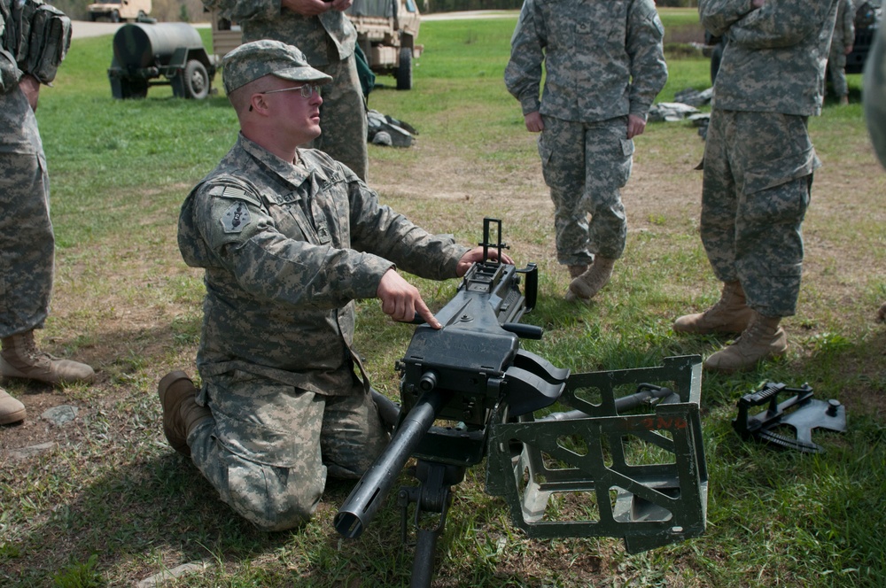 Sergeant Instructs Soldiers on Mk-19 Operations
