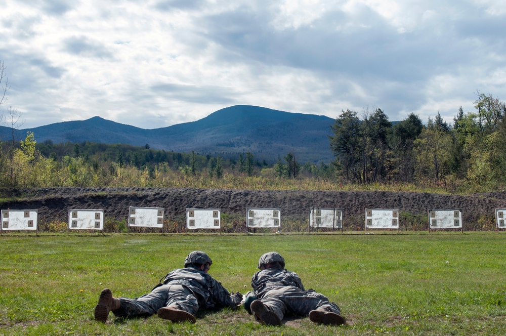 Soldiers Zero M-4s