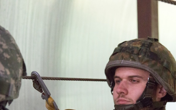 US/Deutschland Friendship Jump