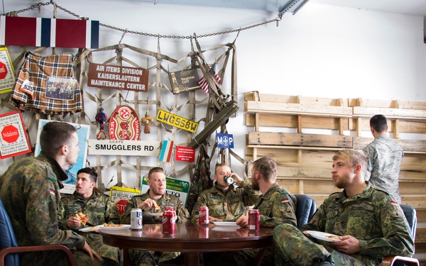 US/Deutschland Friendship Jump